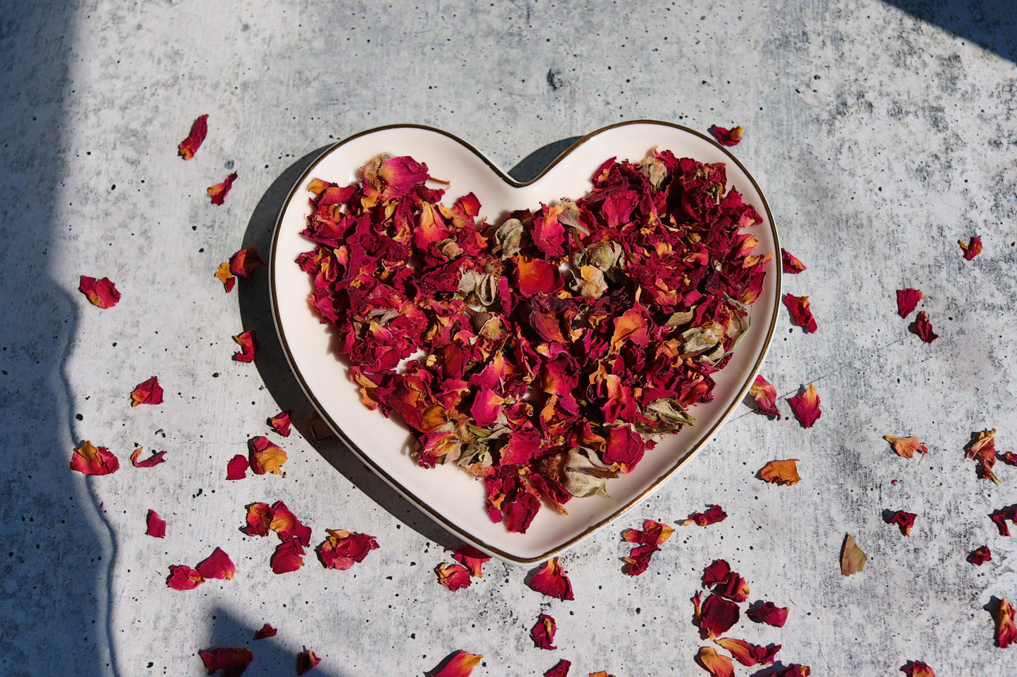 Dried Rose Buds & Petals